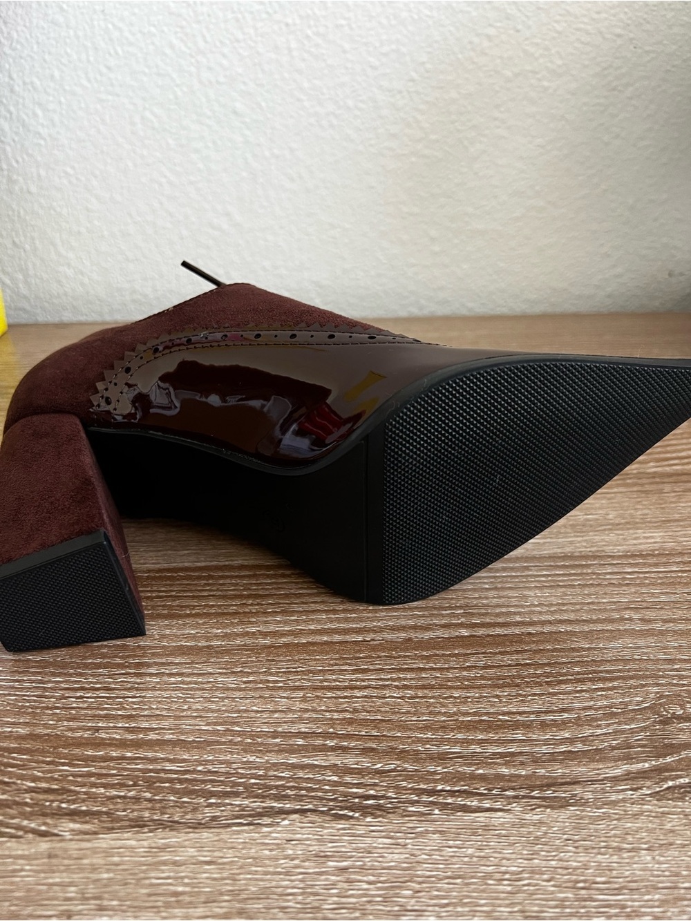 Brown Pointed Lace-Up Block Heel Oxfords - Picture 3 of 6